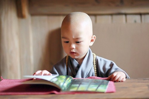 十月一日国庆节出生男宝宝